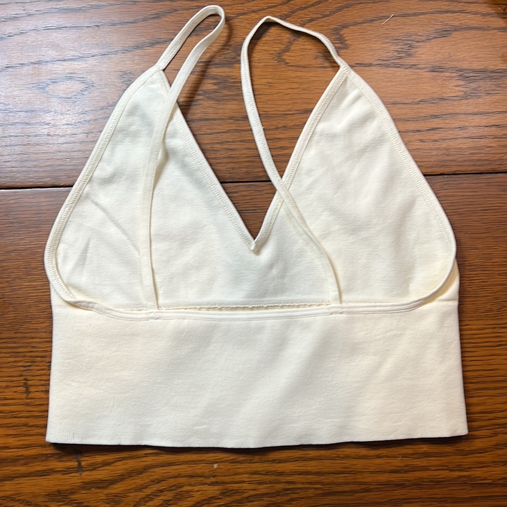 Ali Low-Back Seamless Bra - Picture 9 of 15